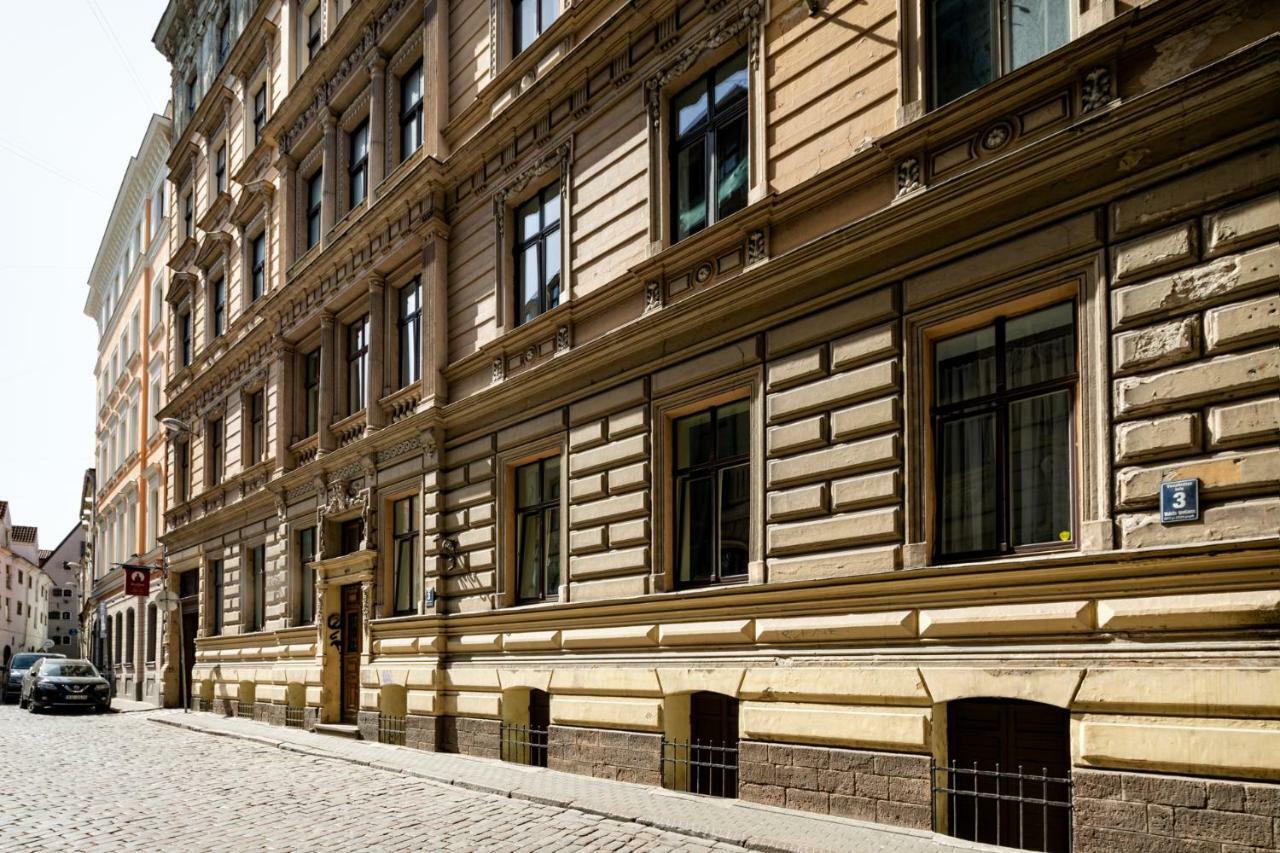 Old Riga 2 Bedroom Vecpilsetas Street Apartment Exterior photo