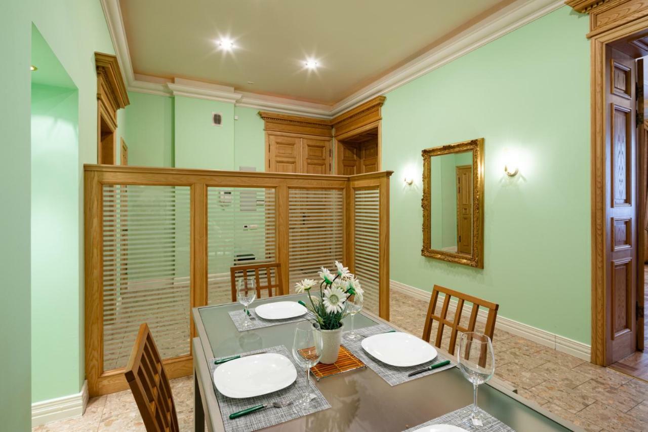 Old Riga 2 Bedroom Vecpilsetas Street Apartment Exterior photo